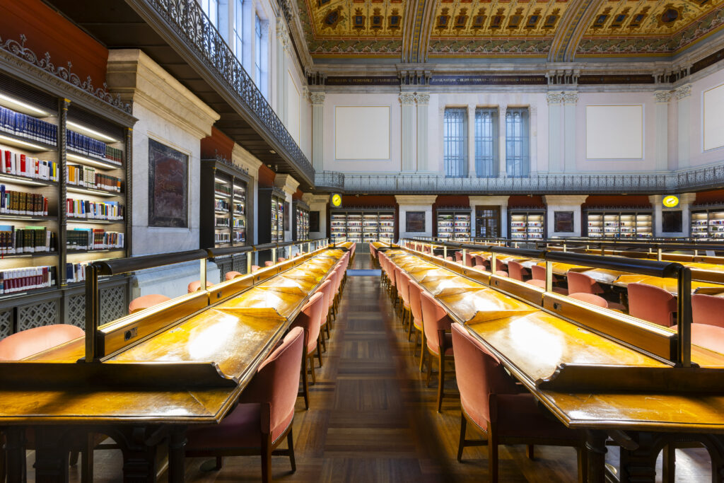SALON DE LECTURA MARIA MOLINER III